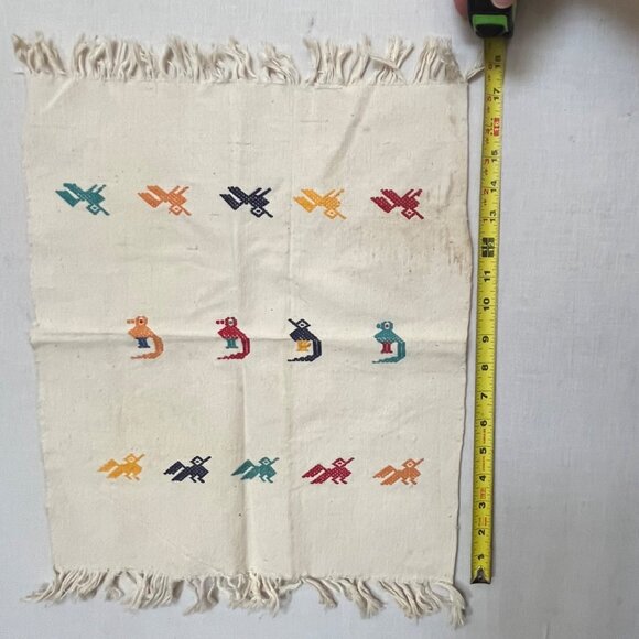 Handwoven Mexican Zapotec Oaxaco Embroidered Bird Motif Vintage Towel‎ 14x17 - Picture 8 of 9